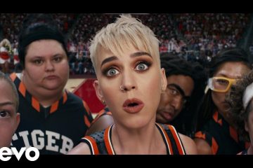 5 RIDICULOUS Moments From Katy Perry’s “Swish Swish” Music Video