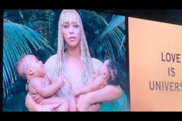 Beyonce FOOLS Concert Goers with Fake Photo of Twins!