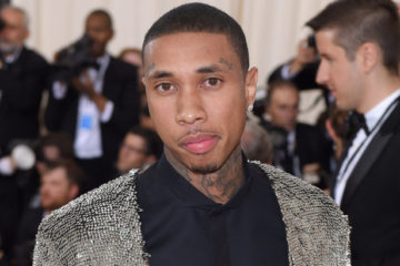 Tyga starts crying at his Birthday Party! too much for him to handle